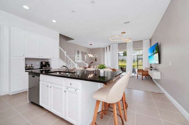 Building Photo - 302 Captiva Dr
