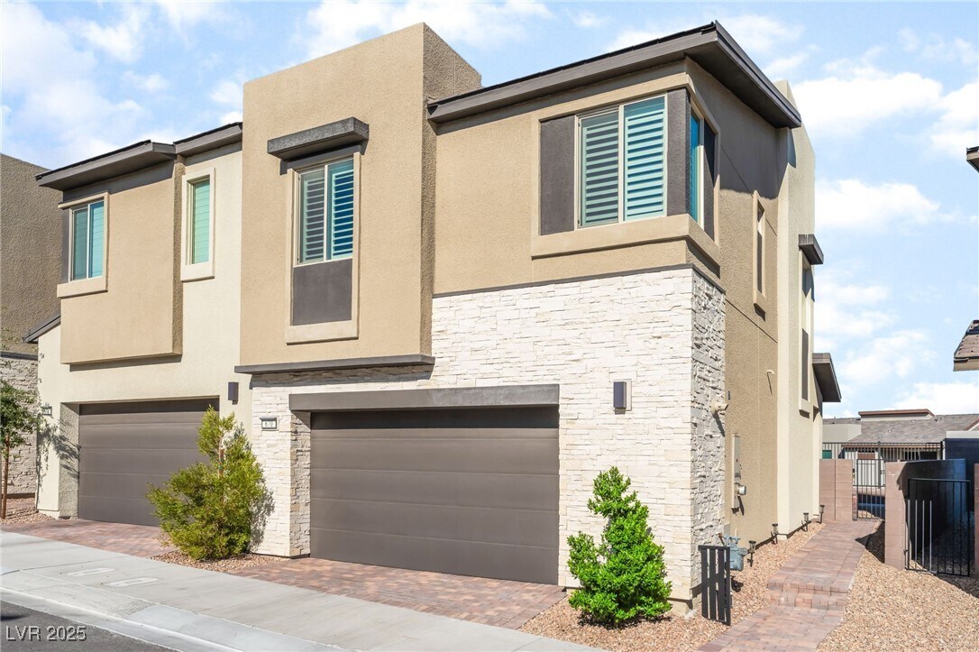 Foto principal - 670 Infinity Rdg St