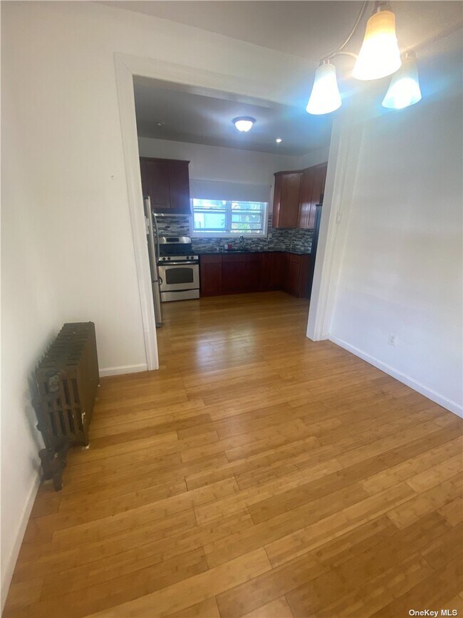 Building Photo - 59 Jerome St