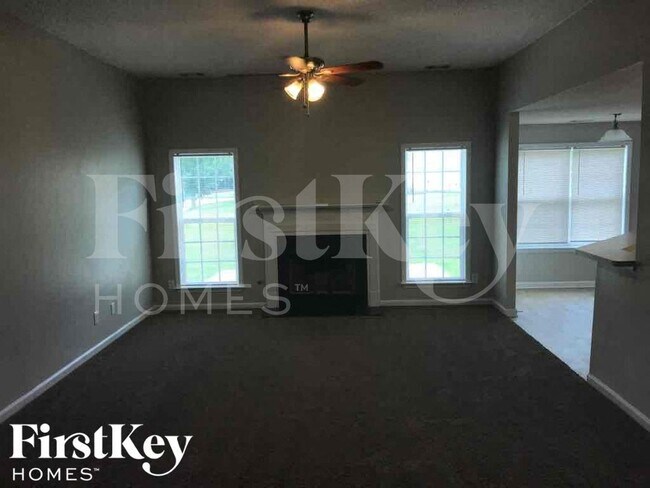 Building Photo - 8000 Burly Wood Way