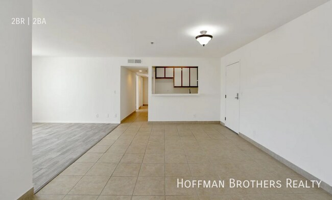 Foto del edificio - 5541 Fulcher Ave