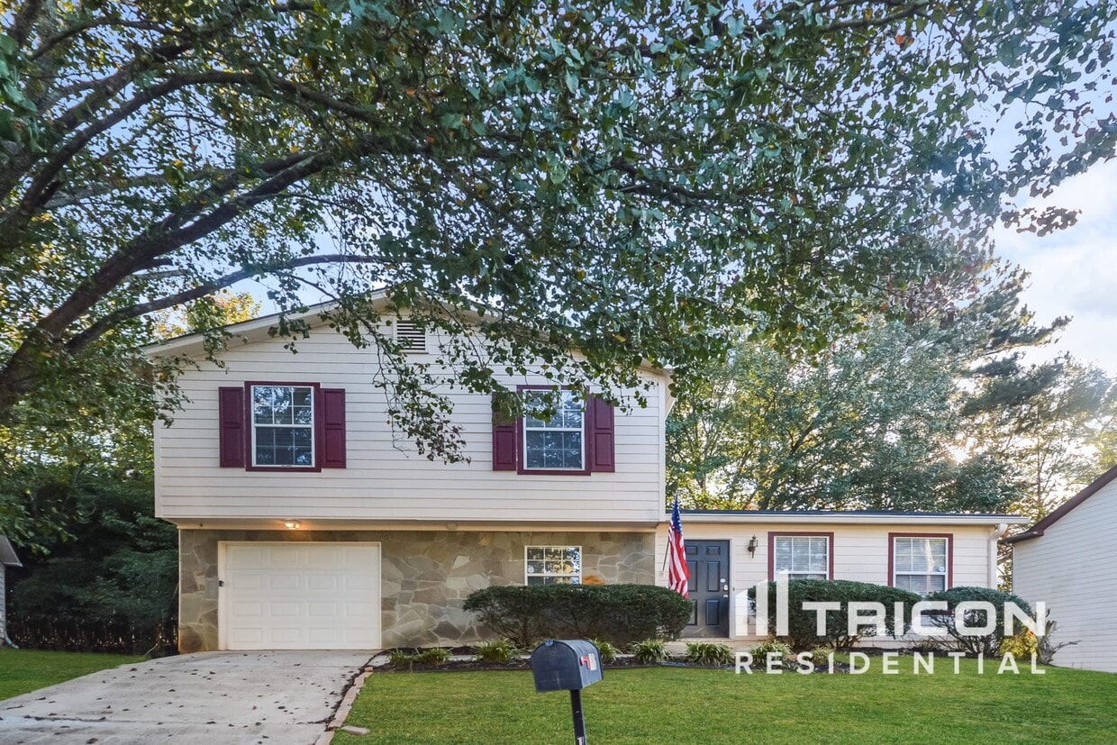 Primary Photo - 1326 Stoneleigh Way