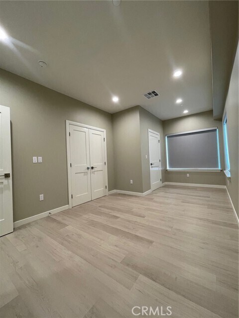 Building Photo - 4251 Live Oak Ave