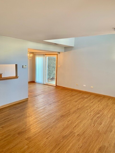 Foto del edificio - 644 Beaver Ct