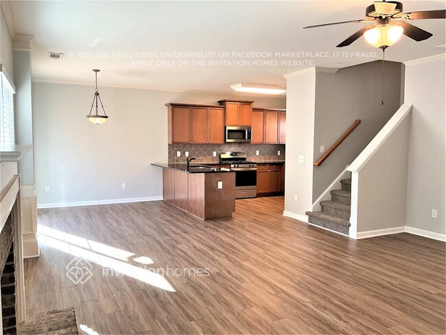 Foto del edificio - 6625 Grove Meadows Ln