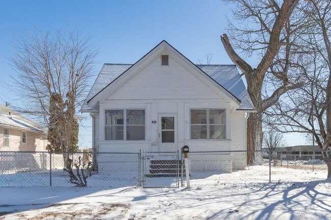 OPEN HOUSE SUNDAY MARCH 16th 11:30-1:30PM— 3 Bedroom 2 Bathroom House In Council Bluffs With Grea... - OPEN HOUSE SUNDAY MARCH 16th 11:30-1:30PM— 3 Bedroom 2 Bathroom House In Council Bluffs With Grea...
