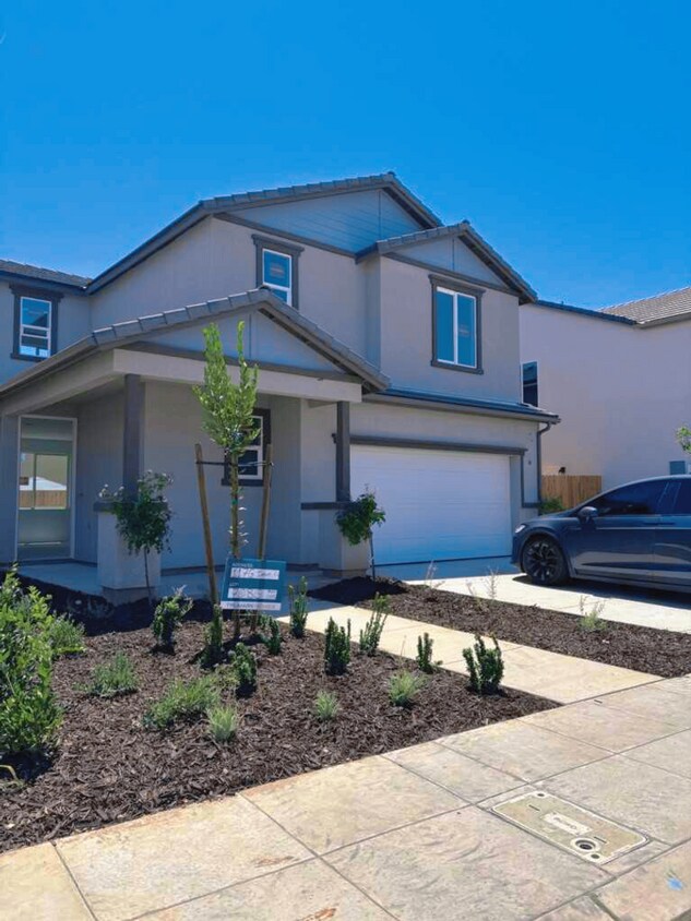 Primary Photo - AVAILABLE SOON: Brand-New 2-Story Home wit...