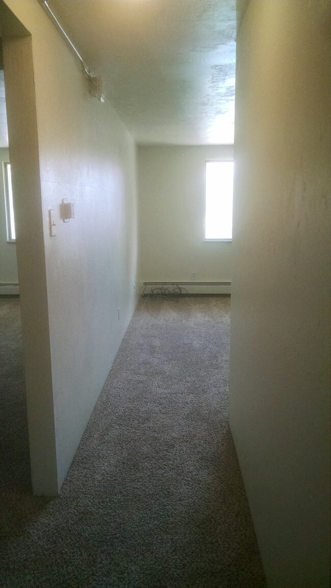 Building Photo - 8824 E Florida Ave