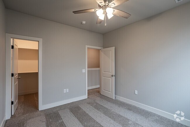 Building Photo - AH 7 | Aspen Heights
