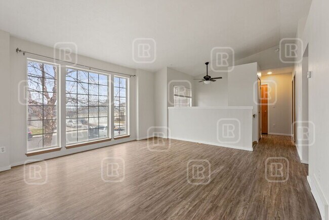 Foto del edificio - 1018 N Lindsay St