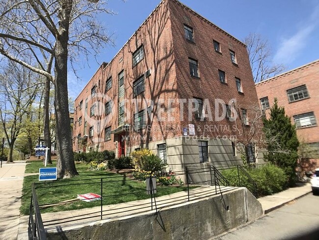 Building Photo - 2 bedroom in Brookline MA 02446