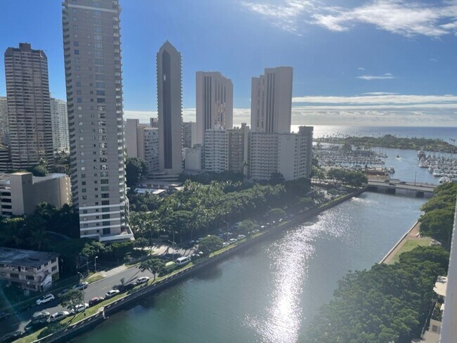 Photo - Summer Palace- 20th Floor- 1 bed 1 bath 1 ... Apartment