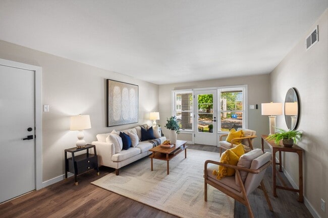 Foto del edificio - 621 Highland Park Dr