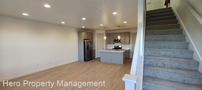 Building Photo - 3 br, 2.5 bath House - 5423 S Wilco Way