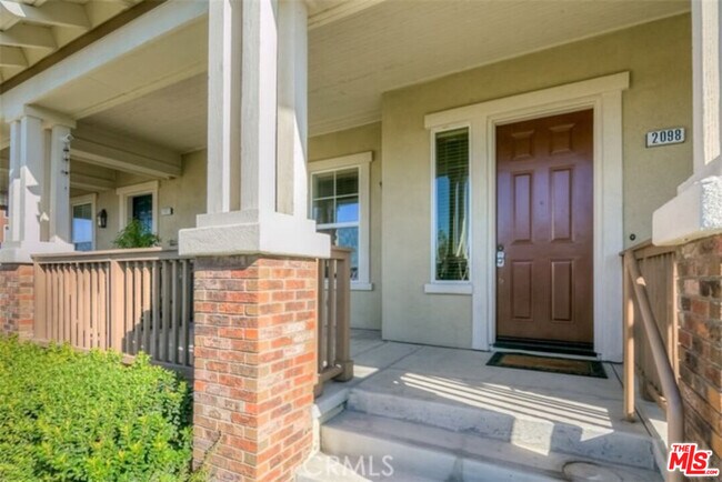 Building Photo - 2098 Arnold Way