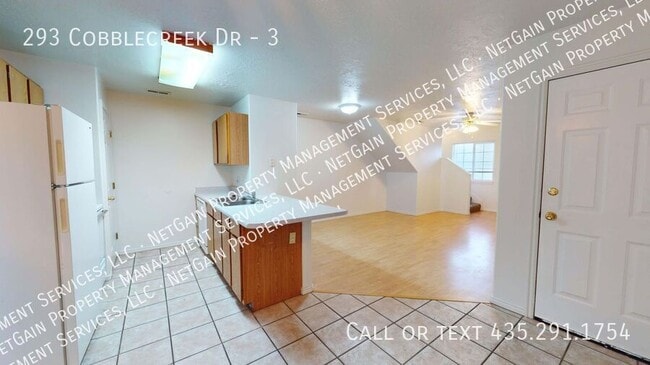 Building Photo - 293 E Cobblecreek Dr