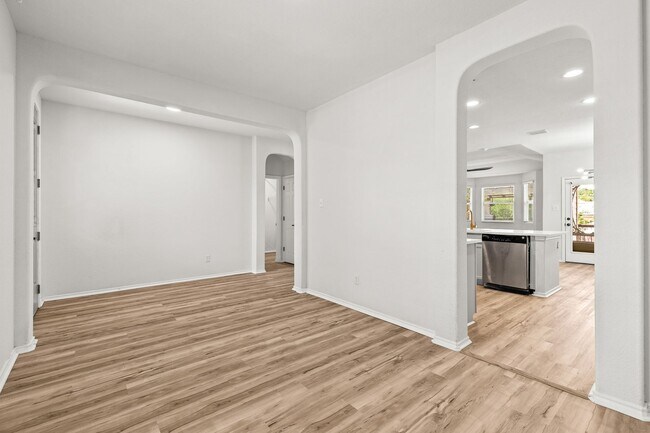 Foto del edificio - Fabulous 4 Bedroom Home in The Preserve at Indian Springs ~ Hot Tub ~ Great Amenities!