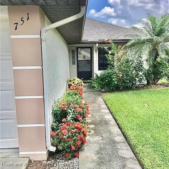 Foto principal - 751 W Carey Ln