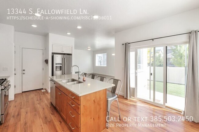 Foto del edificio - Amazing 4 Bedroom Home in Herriman!