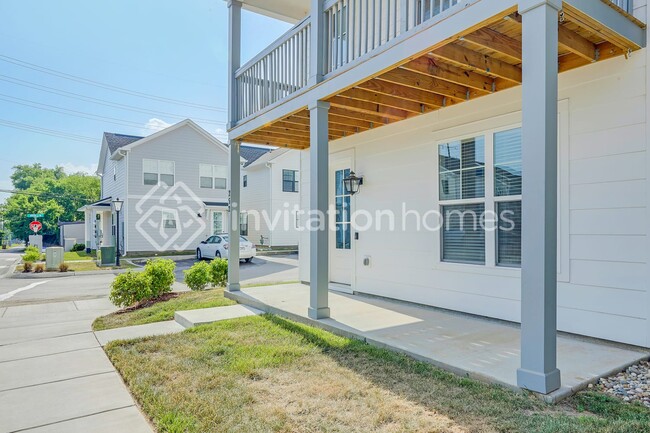 Building Photo - 252 Founders Ln