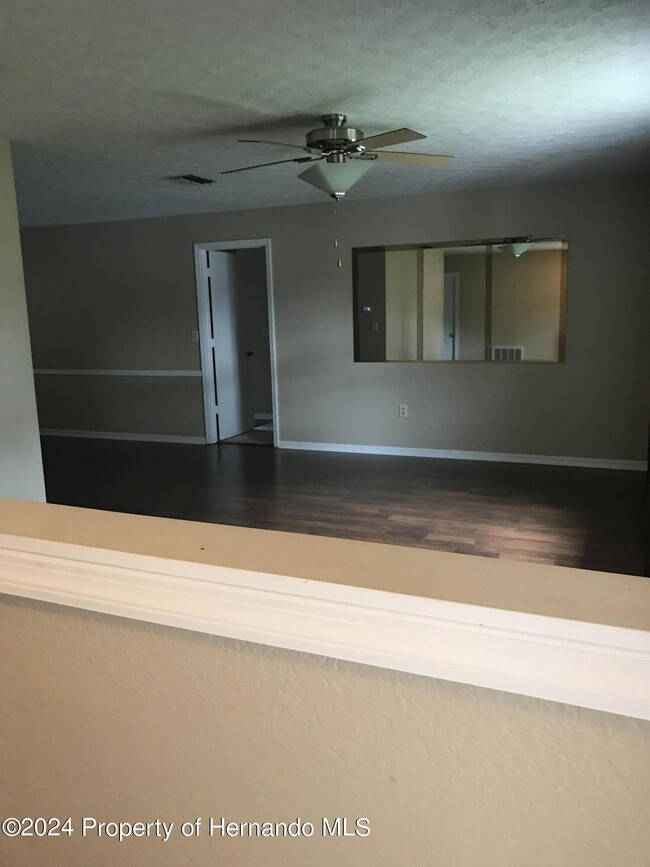 Building Photo - 2377 Arlee Ln