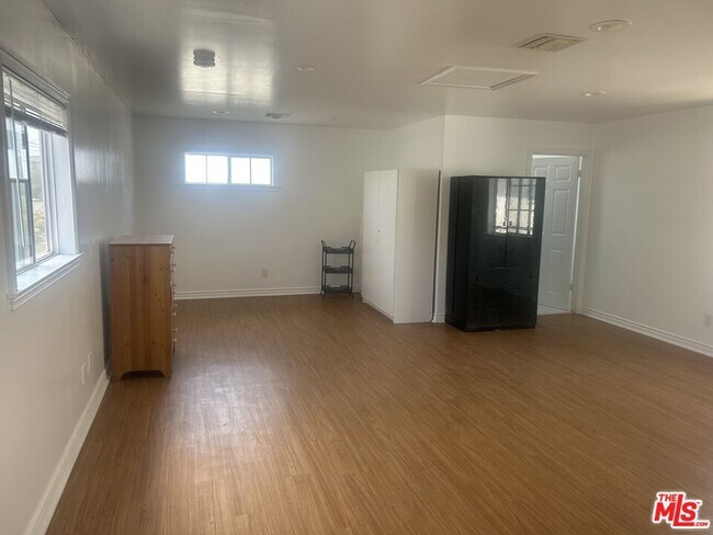 Building Photo - 12540 Greene Ave