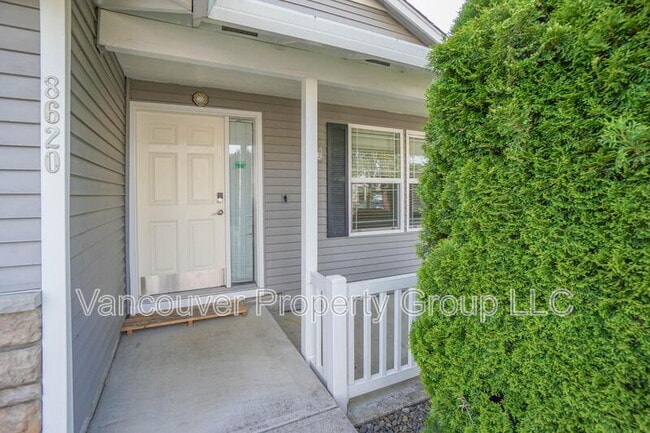 Building Photo - 8620 NE 90th Pl