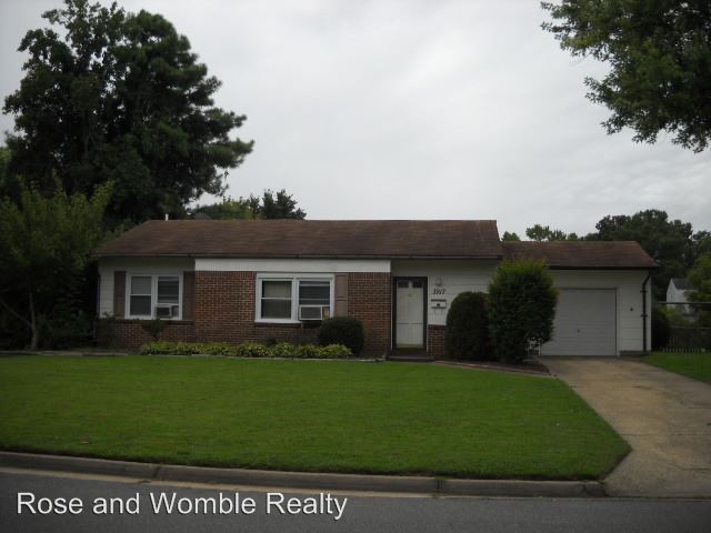Primary Photo - 3917 W Colonial Pky