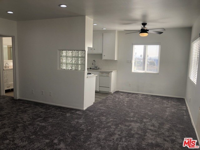 Foto del edificio - 744 Pier Ave