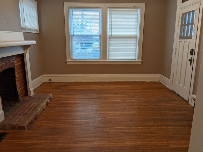 Foto del edificio - 29 W Blake Ave