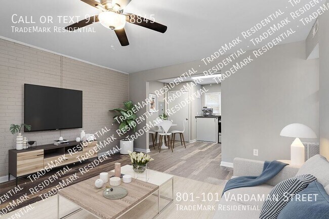 Building Photo - Renovated 2BR/1BA Apts Near Downtown Ralei...