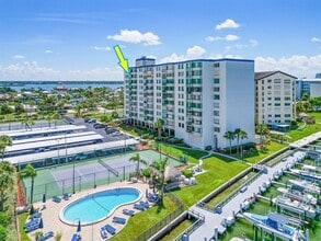 Building Photo - 660 Island Way