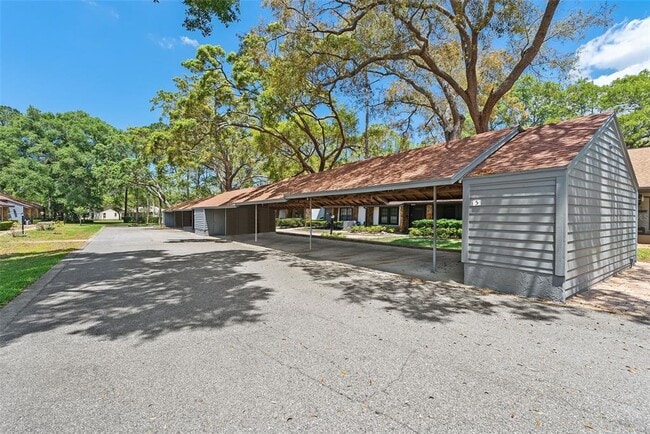 Foto del edificio - 2123 Sea Pines Ct