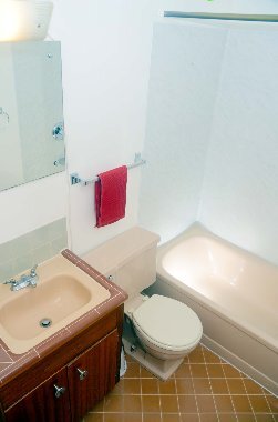 Foto del edificio - 2349 W Newton St