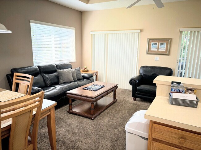 Foto del edificio - 8229 Mulligan Cir