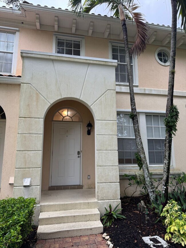 Foto del edificio - Lakeside Luxury Living in Island Walk – 3B...