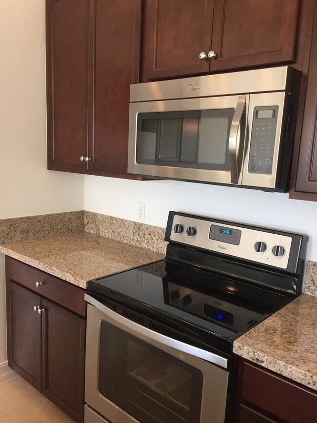 Building Photo - 176 SW 127th Terrace