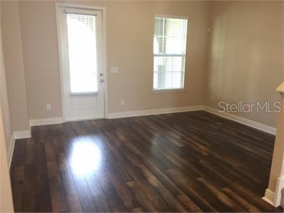 Foto del edificio - 1028 Parma Cir