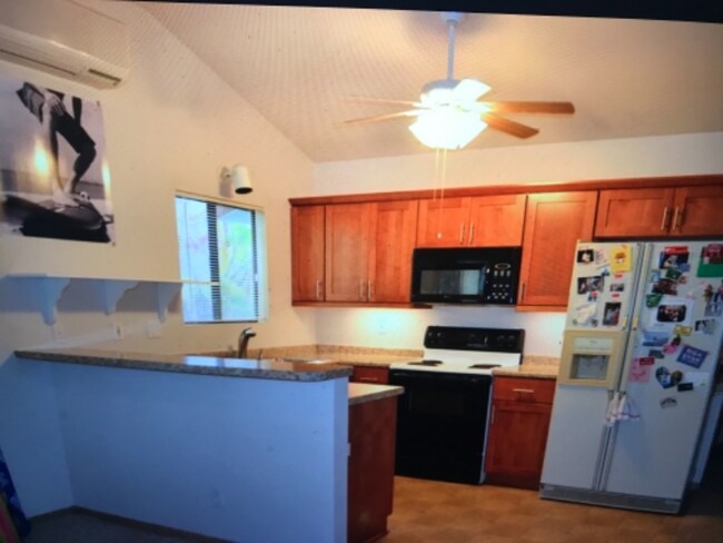 Foto del edificio - 591 Kumulani Dr