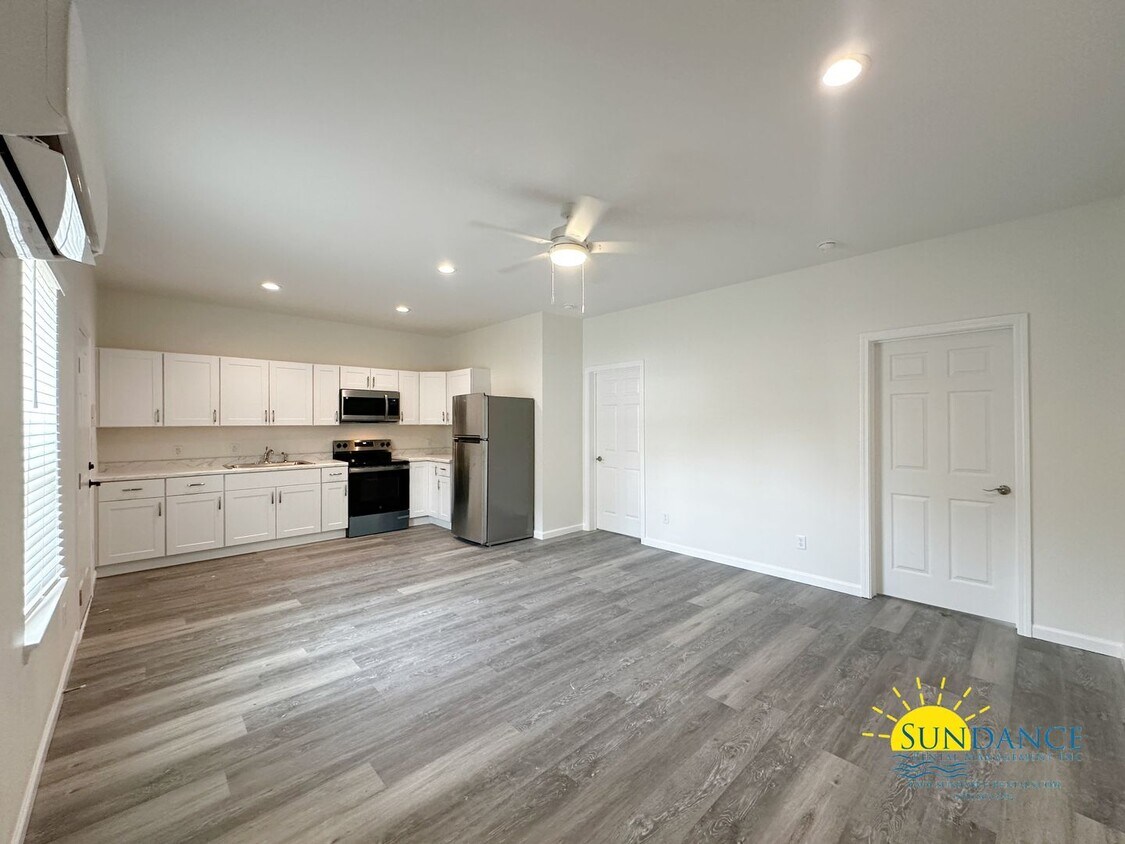 Foto principal - NEW 2-Bedroom Home in Fort Walton Beach ne...