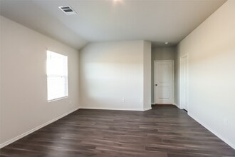 Building Photo - 13544 White Ibis St
