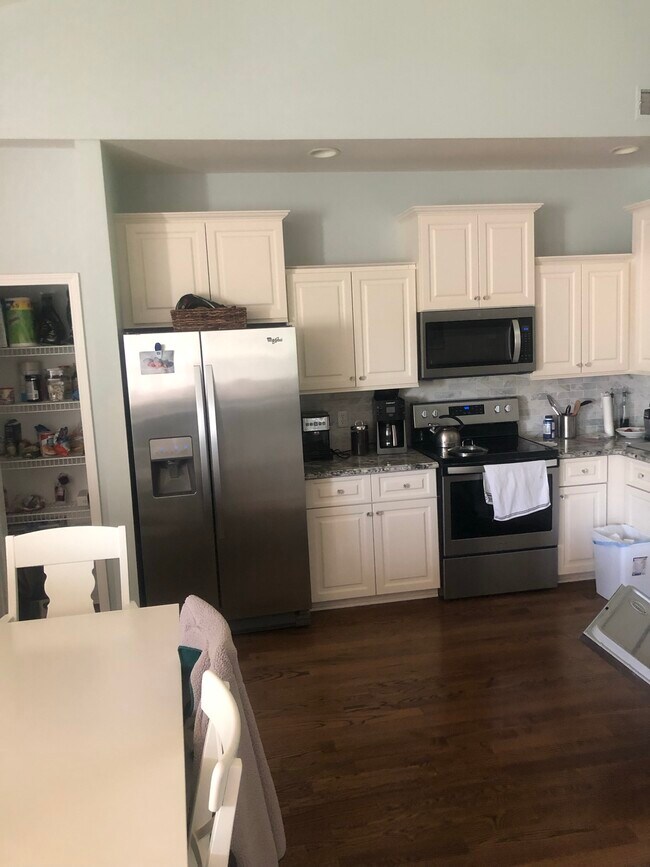 Foto del edificio - 7091 Copper Creek Cir