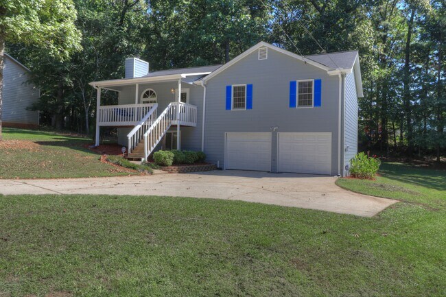 Building Photo - 214 Sweetwater Circle