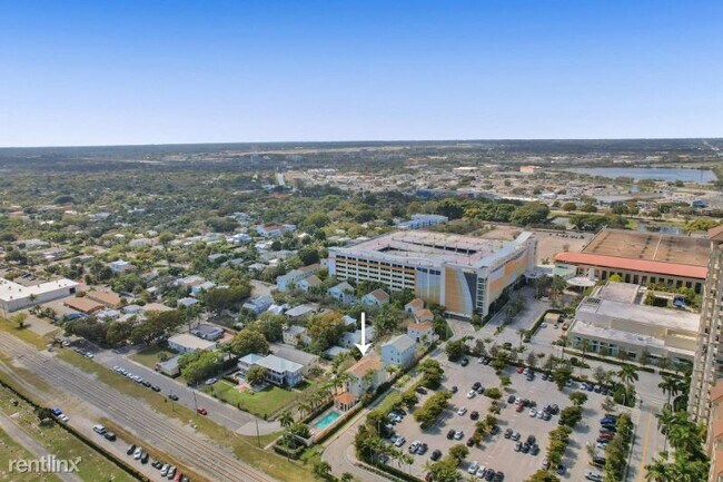 Foto del edificio - 2 br, 2.5 bath Townhome - 509 M Street