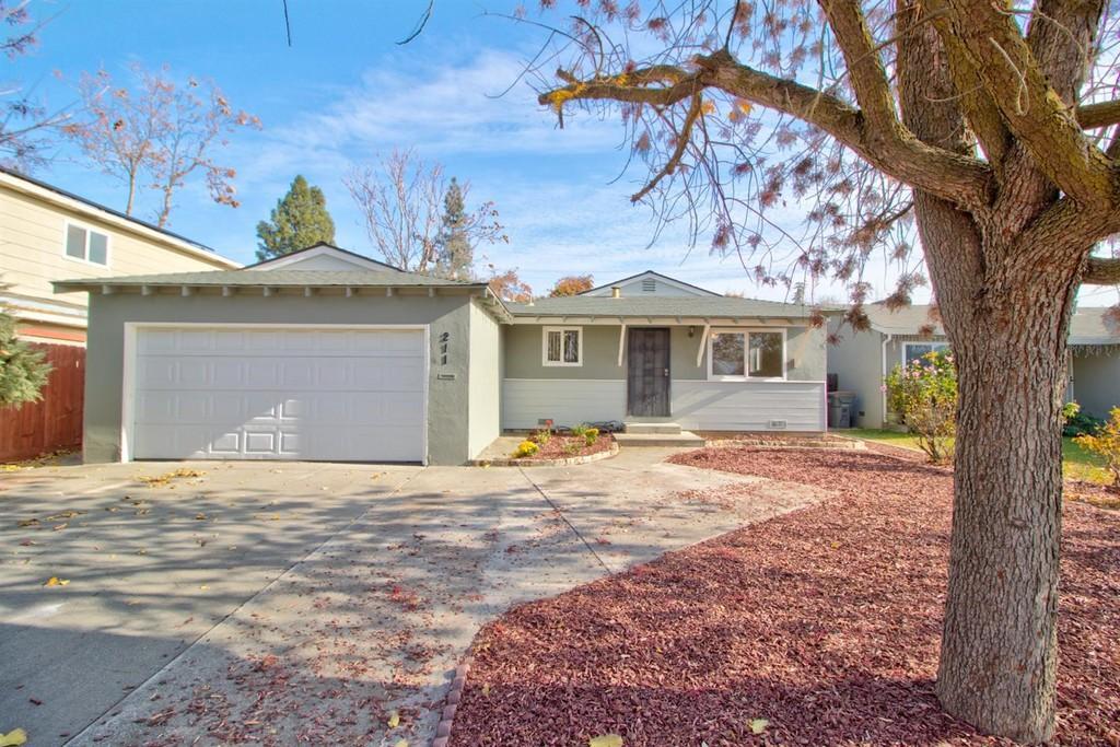 Primary Photo - 211 Schuerle St