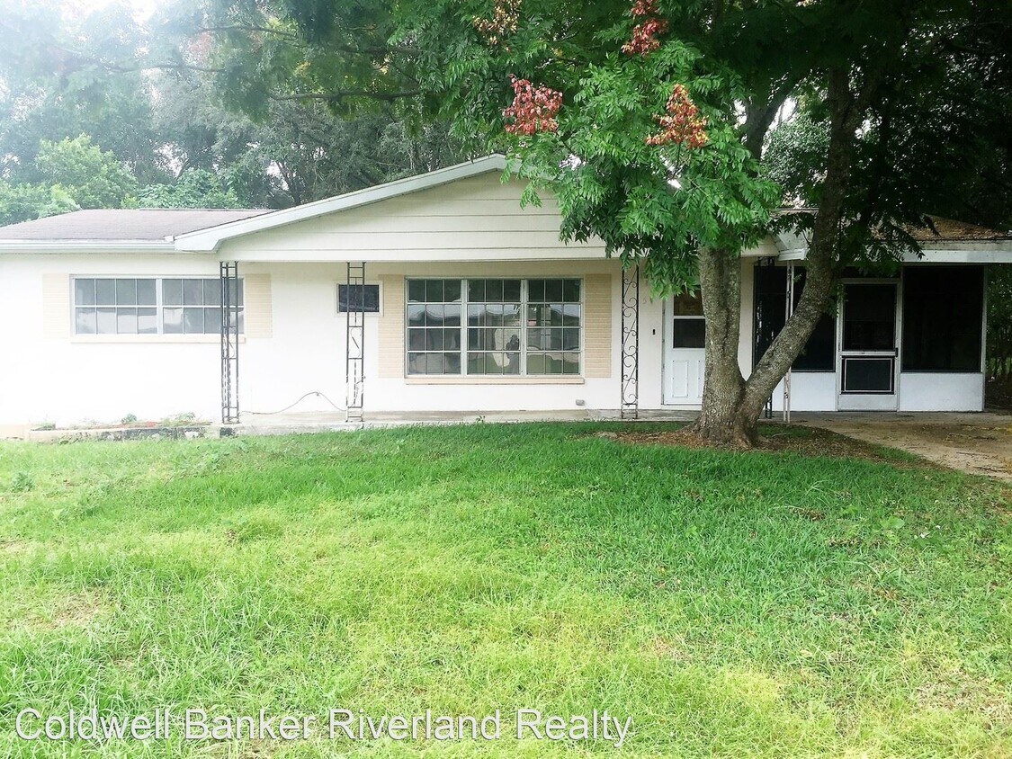 Primary Photo - 2 br, 1 bath House - 5 South Washington St...