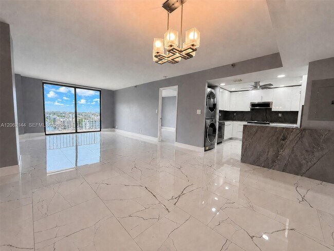 Foto del edificio - 290 174th St