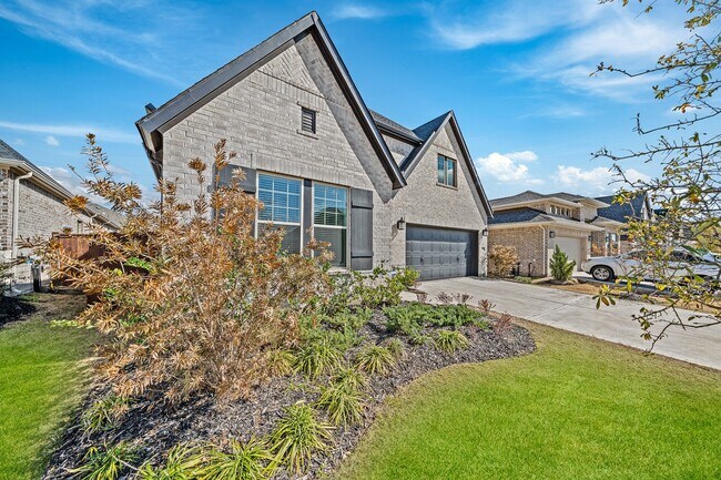 Building Photo - 7415 Denali Dr