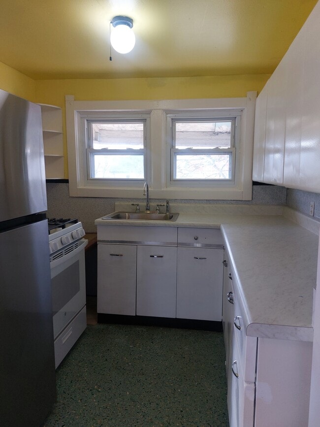 Foto del edificio - 4715 Mathis St