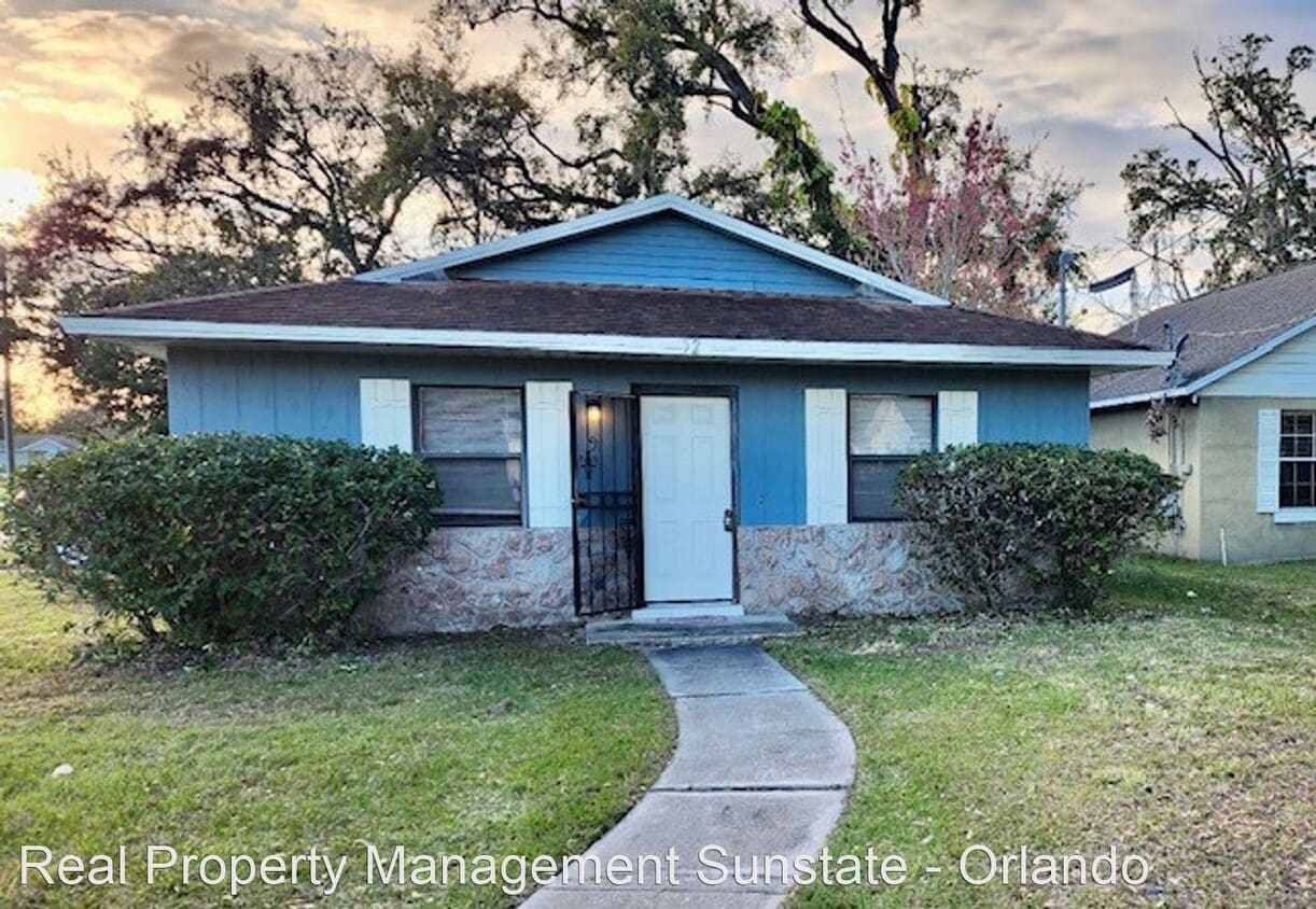 Primary Photo - 2 br, 1 bath House - 52 Van Buren Ave. S